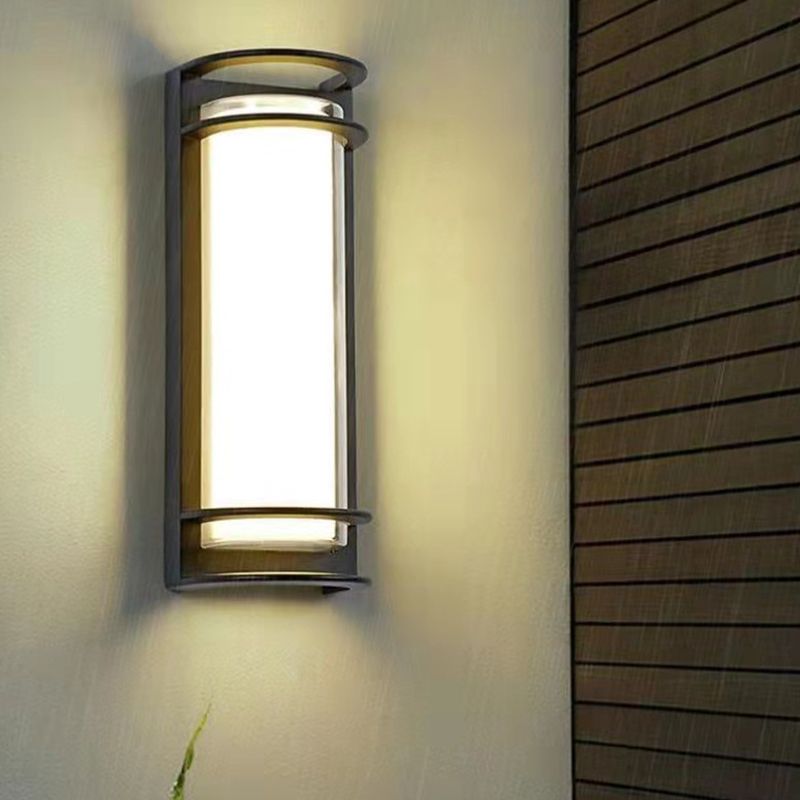 Simple Black Wall Sconce Fixture Half-Cylinder Outdoor Sconce Light