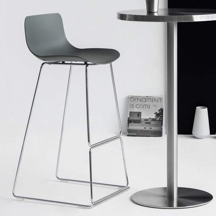 Contemporary Style Bar Stool Plastic Counter Bar Stool with Metal Legs for Home