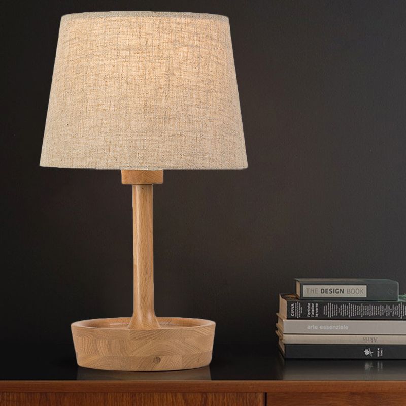Lámpara de trabajo de tela con pantalla cónica, moderna, 1 bombilla, luz de lectura de lino/blanca, base redonda de madera beige