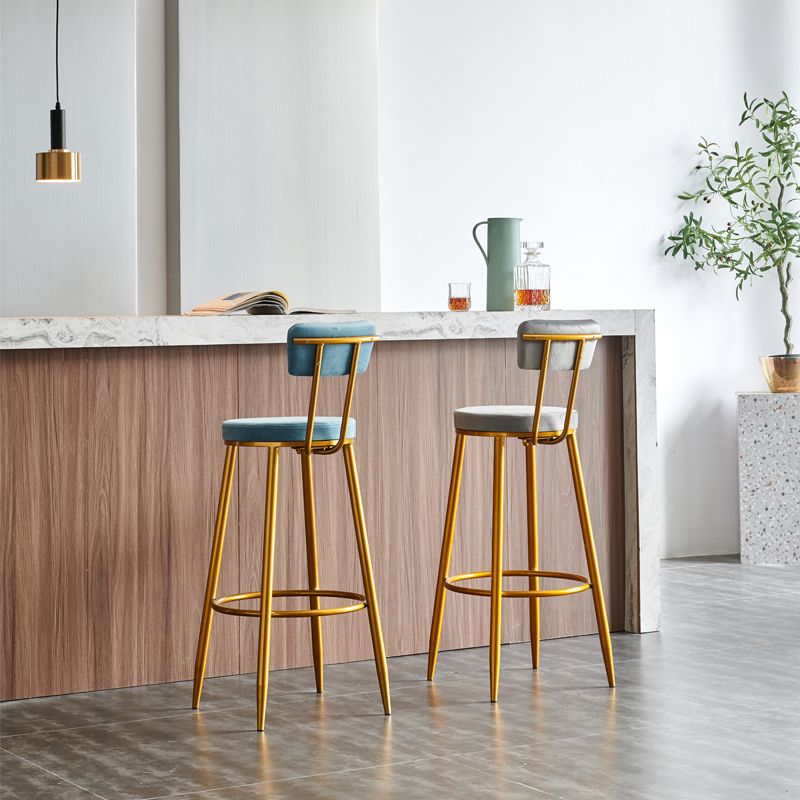 Moderne metalen barkruk met voetsteun Bistro lichte luxe barkruk