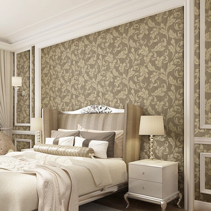 Swirling Leaf Print Wallpaper in Pewter Countryside Wall Art for Bedroom Decoration