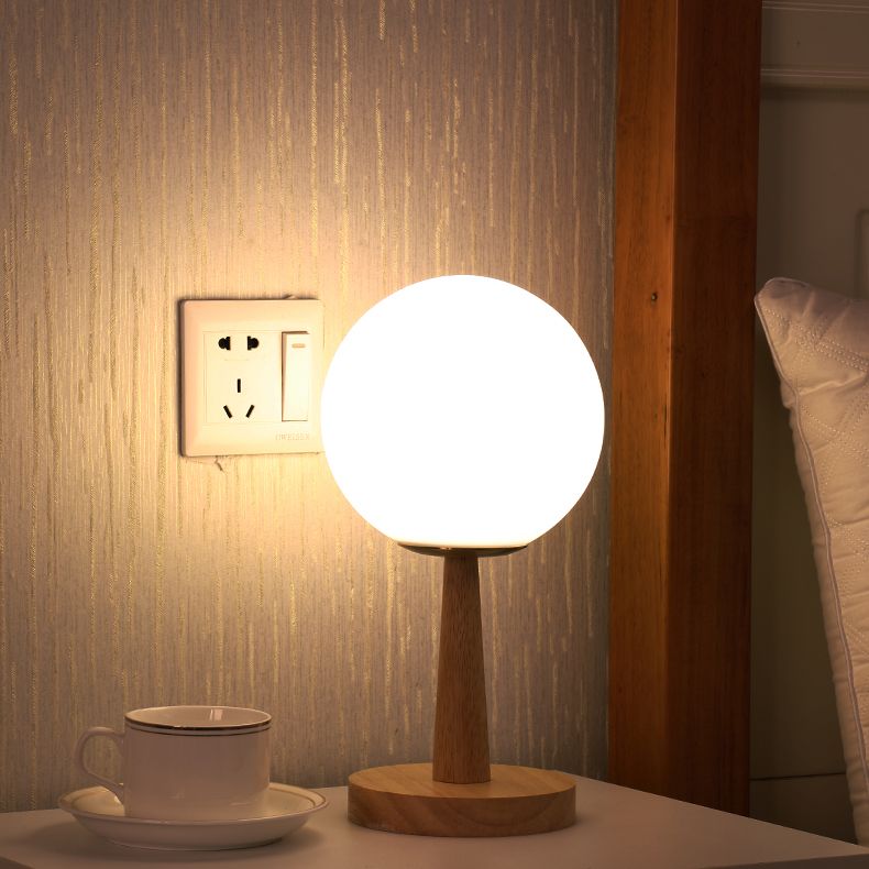 Nordic Style Table Lamp Brown Spherical Table Lamp with Glass for Study Room