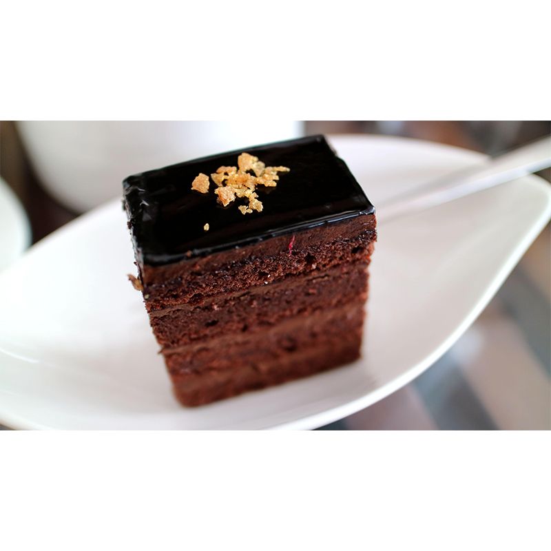 Contemporary Chocolate Cake Wall Mural Environment Friendly Wallpaper for Cake Shop