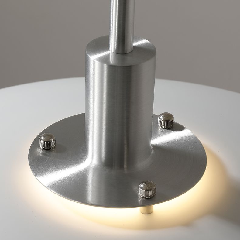 Pendentif LED de style moderne Lumière blanche en métal blanc suspendu pour salle à manger