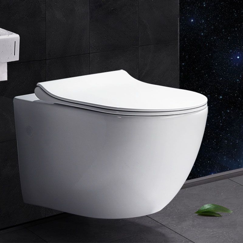 Wall-mounted Toilet Household In-wall Hidden Tank Soft-Close Seat Toilet