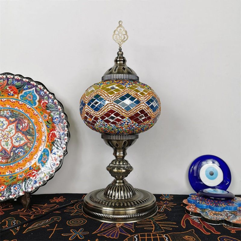 Art Deco Incense Burner Desk Light 1-Bulb Handcrafted Stained Glass Table Lamp in White/Beige/Yellow