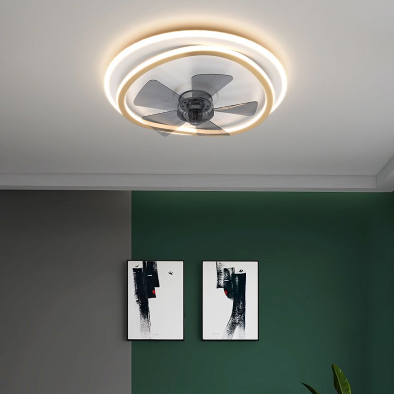 Weißer und goldener geometrischer Lüfter Licht Nordic Style LED Metal Semi Flush Deckenleuchte