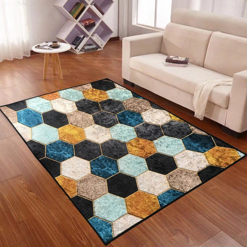 Modern Living Room Area Rug Geometric Print Polyester Area Rug Stain Resistant Carpet