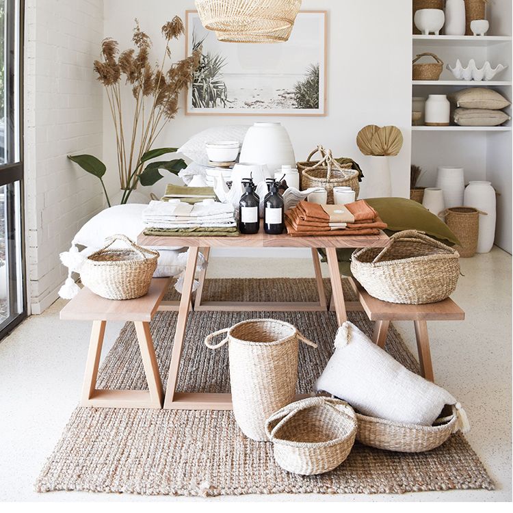 Mesa rectangular moderna de mediados de siglo, mesa fija de color madera con 4 patas