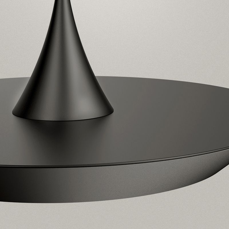 Luminaire suspendu en forme de géométrie Métallièrement le pendentif LED minimaliste pour salle à manger