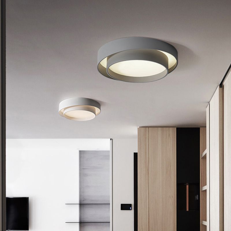 Lámpara empotrada moderna circular de 1 luz LED de metal montada en el techo para dormitorio