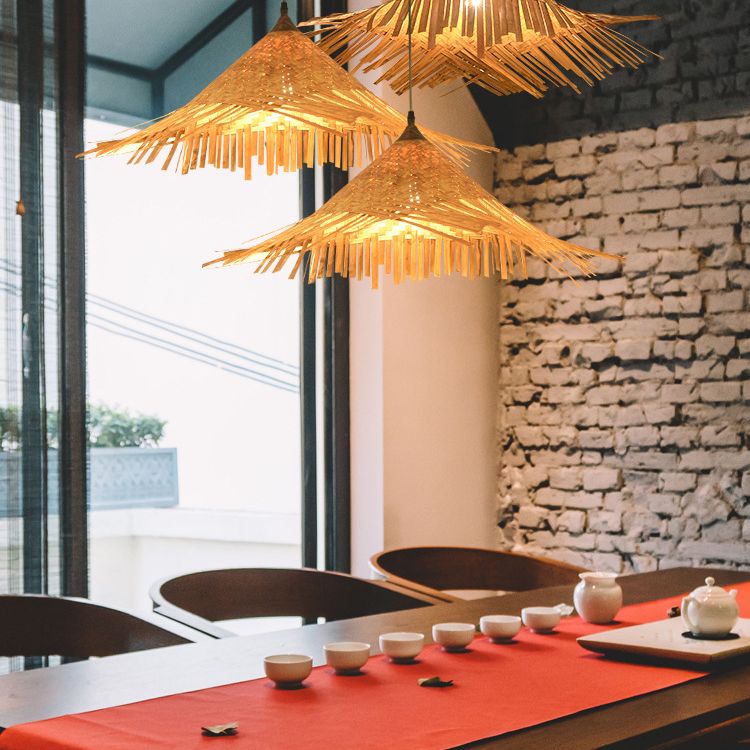 Hat Shape Suspension Pendant Light Bamboo Restaurant Pendant Ceiling Light in Beige