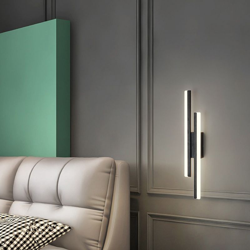Minimalist LED Wall Lamp Black Metal Sconce Lighting for Bedroom