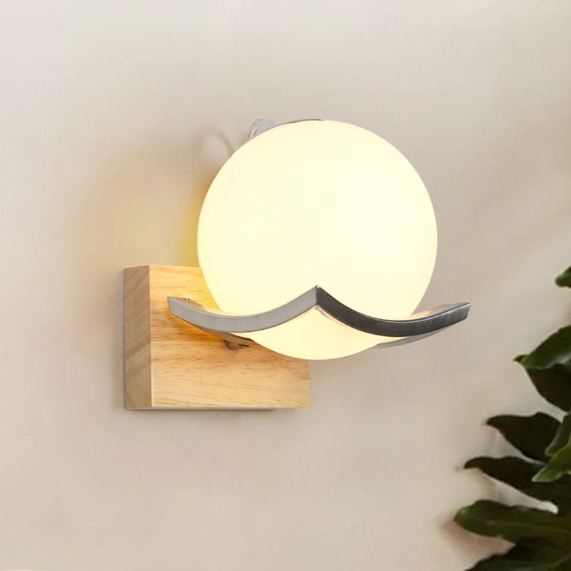 Luz de pared global apliques de vidrio blanco moderno 1 iluminación de pared de madera clara con diseño cuadrado