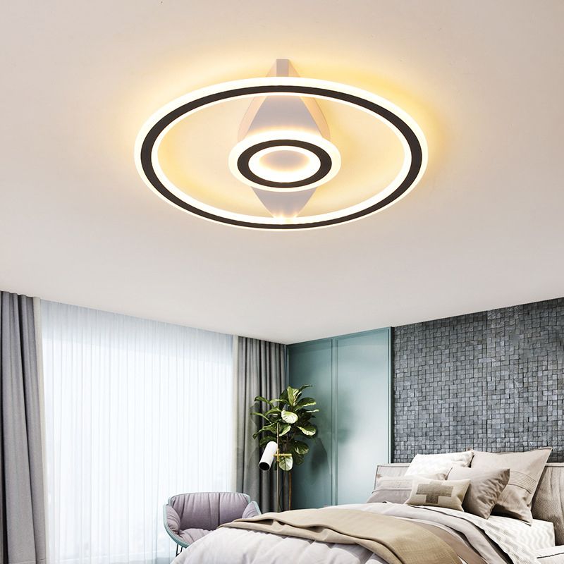 Acrylic Circular LED Ceiling Mount Light Modern Eye-Caring Ceiling Fixture in Black for Living Room