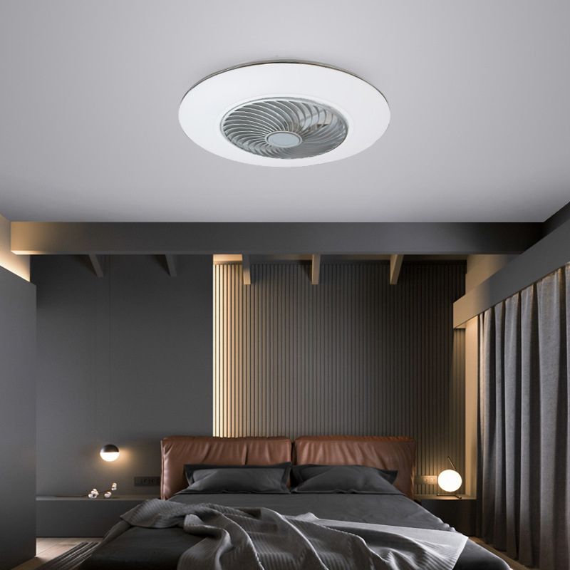 1-Light Round Flush Mount Lamp Modern Style Metal Fan Ceiling Lighting