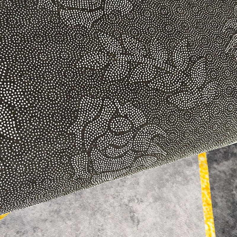 Gray Tone Carpet Modern Geometric Area Rug Polyester Washable Carpet with Non-Slip Backing