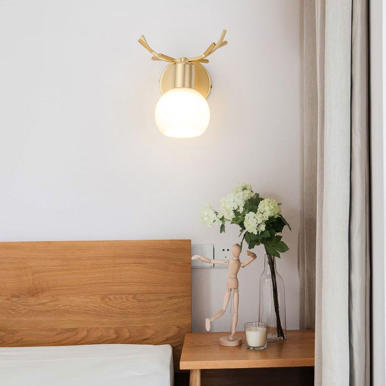 Contemporary Metal Globe Wall Sconce 1-Light Wall Mounted Light for Bathroom