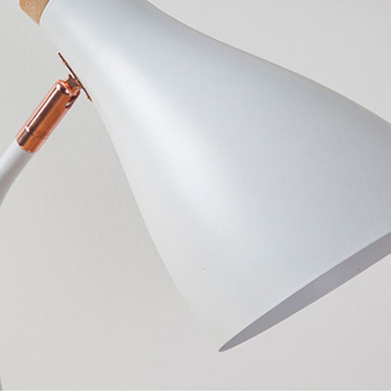 1 lampe de table modernisme légère lampes de table de nuit à cône en métal pour salle d'étude