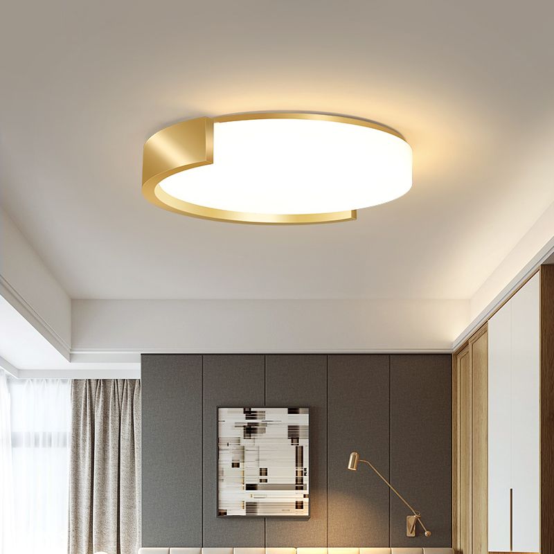 Nordic Flush Mount Verlichting Gold Finish Ronde Plafond Fixture met Acryl Shade