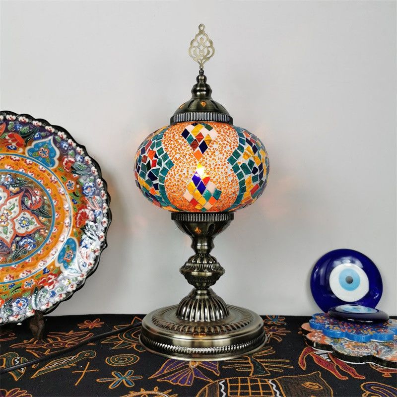 Art Deco Incense Burner Desk Light 1-Bulb Handcrafted Stained Glass Table Lamp in White/Beige/Yellow