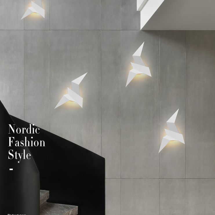 Flying Birds Creative Shaped LED Wall Sconces Post-modern Style Minimalism Metal Wall Light for Bedroom Living Room