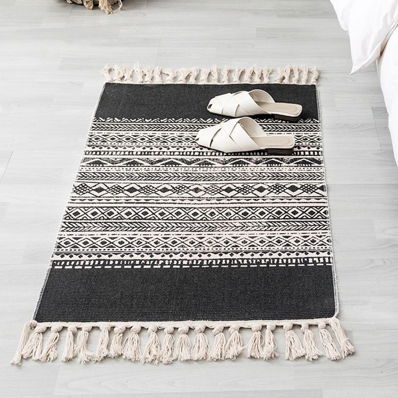 Dekorative westliche Teppich mehrfarbige Stammes gemustertes Teppichmaschine Waschbarer Pflege Teppich mit Quasten für Schlafzimmer