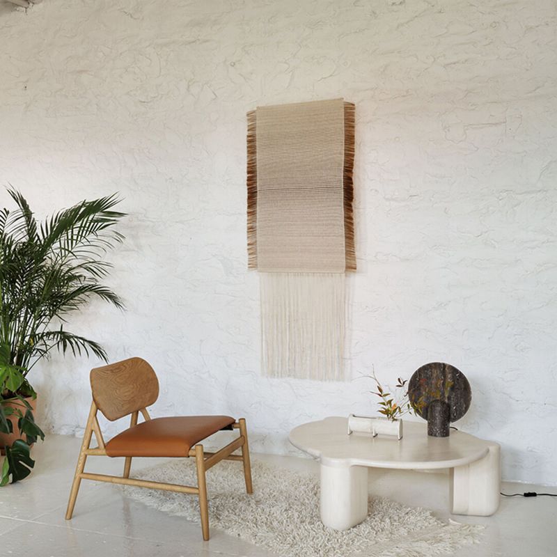 Modern Style Round Wooden Table with 3 Legs Base Coffee Table