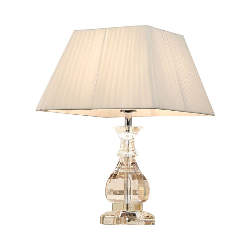 1 Kopf Vase Form Tabelle Licht modernistische handgeschnittene Kristall kleine Schreibtischlampe in Weiß