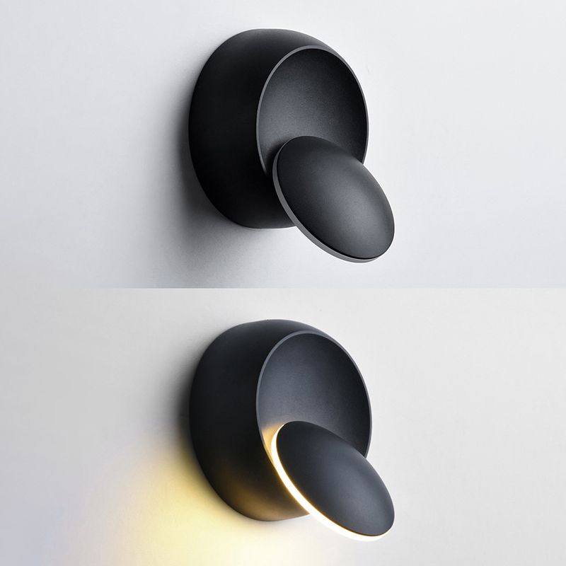 Round Disc Shape Wall Lamp Modern Style Acrylic 1 Light Sconce in White