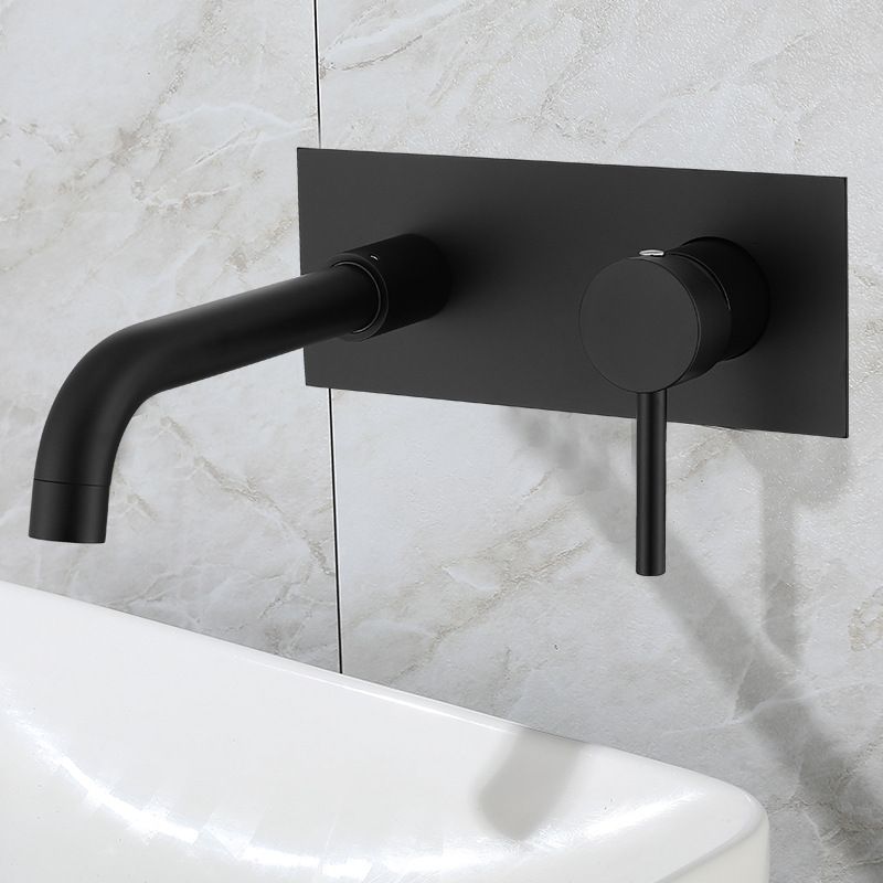 Glam Style Faucet Single Handle Wall Mounted Faucet for Bathroom