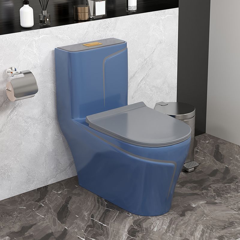 Traditional Flush Toilet Floor Mount One-Piece Toilet with Slow Close Seat