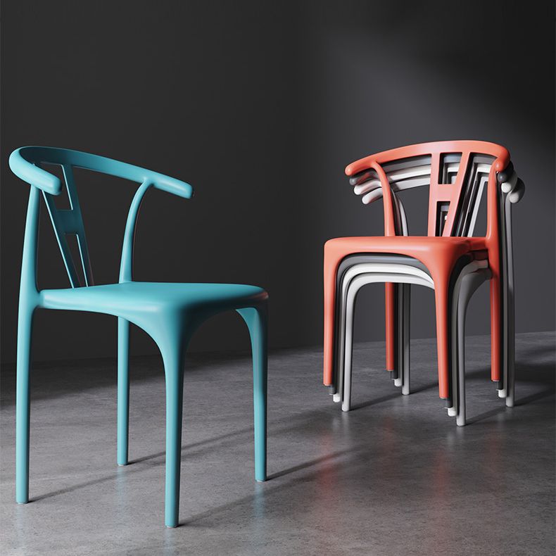 Chaises de restauration en plastique de style moderne