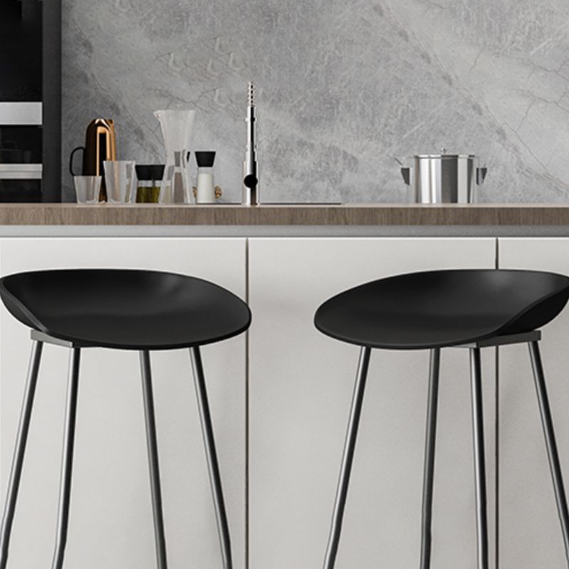 Modern Armless Backrest Counter Stool Iron Kitchen Bar Stool with Plastic Seat