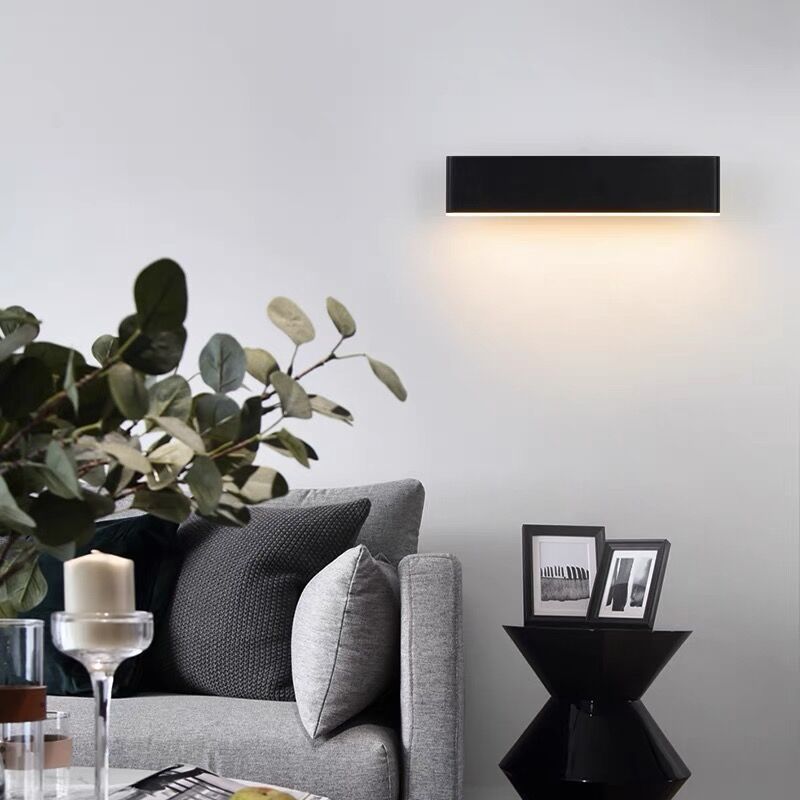 Accensione a parete a forma quadrata in metallo MODERNO 1 MODICE LAGUA MOLTO MONTRIO DELLE