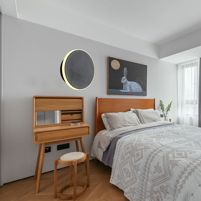 Black/White Disc LED Sconce Modernism Single Acrylic Wall Lighting Ideas in Warm/White Light