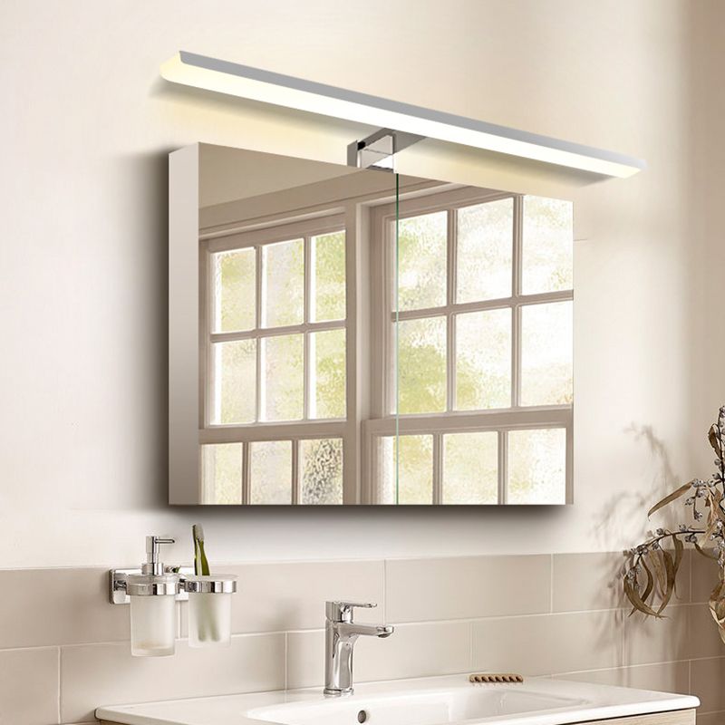 Metal Linear Shade Mirror Wall Lights Modern 1 Head Wall Mount Fixture in Silver