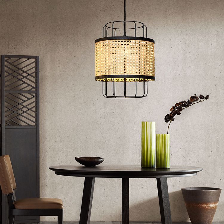 Hand-Worked Rattan Restaurant Ceiling Light Asian Style Single Bulb Lantern Hanging Pendant Light