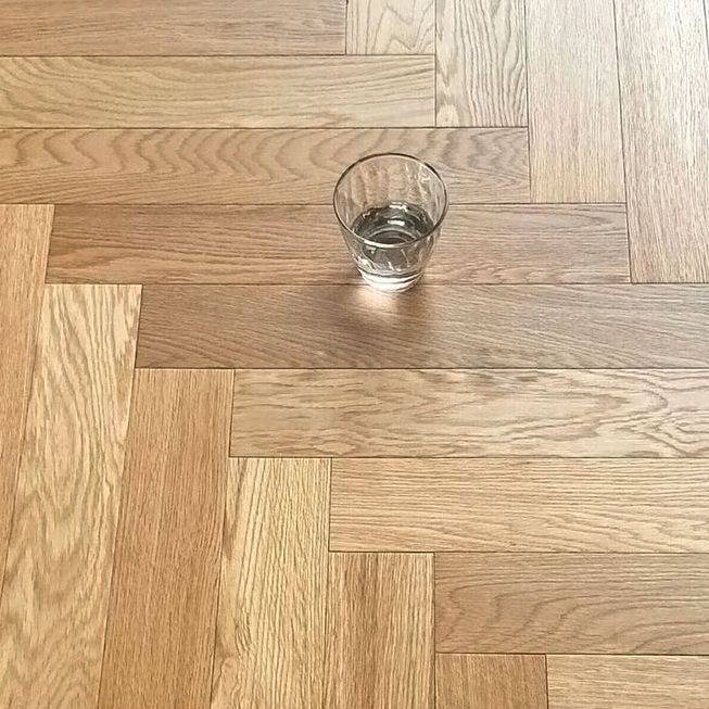 Contemporary Laminate Flooring Solid Wood Laminate Flooring with Light and Dark Color