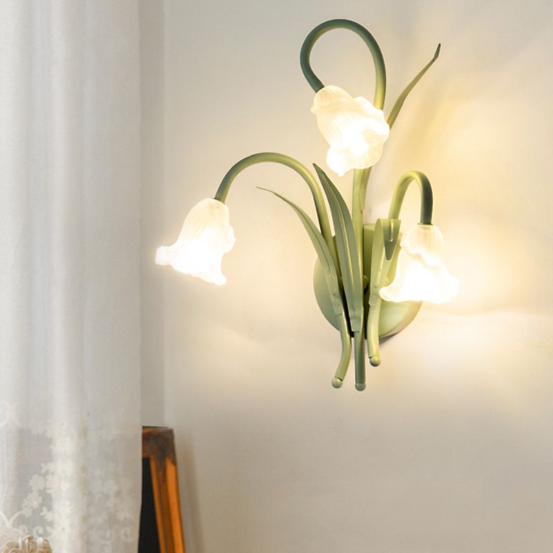 Modern Style Wall Mount Lamp Flower Shape with Glass Shade for Bedroom