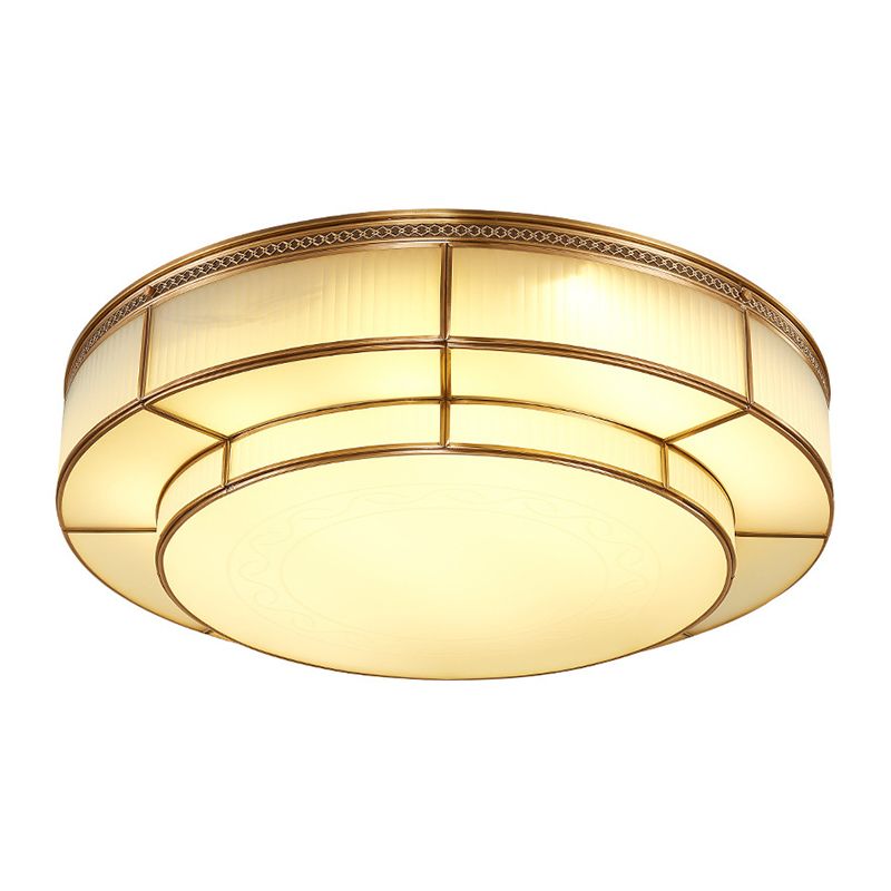 Plafonnier circulaire doré de style artistique colonial, plafonnier d'intérieur en cuivre avec abat-jour en verre