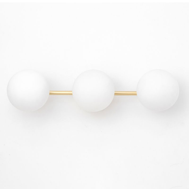 Postmodern Globe Vanity Sconce Lights Milk Glass Wall Monte Funture per bagno