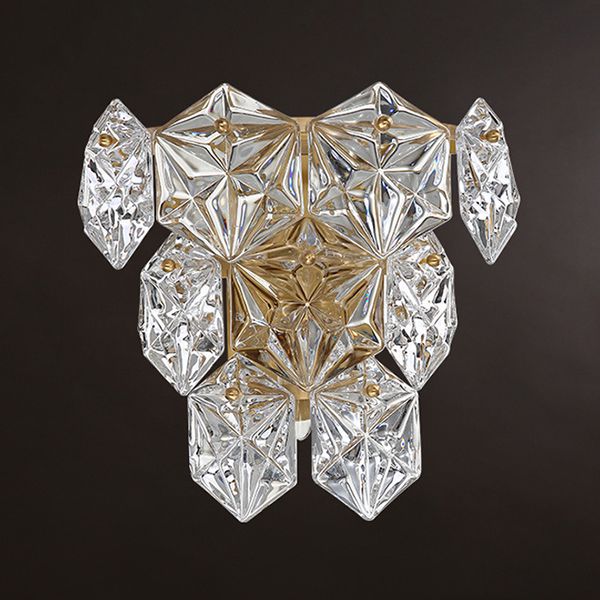 Modern Geometric Shade Wall Sconce Crystal Wall Mount Light Fixture in Brass