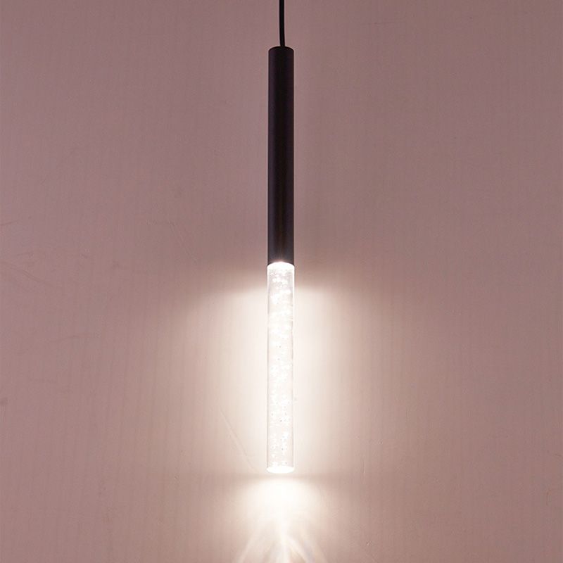 LED HORTING LIGHT avec un éclairage pendentif contemporain noir en acrylique
