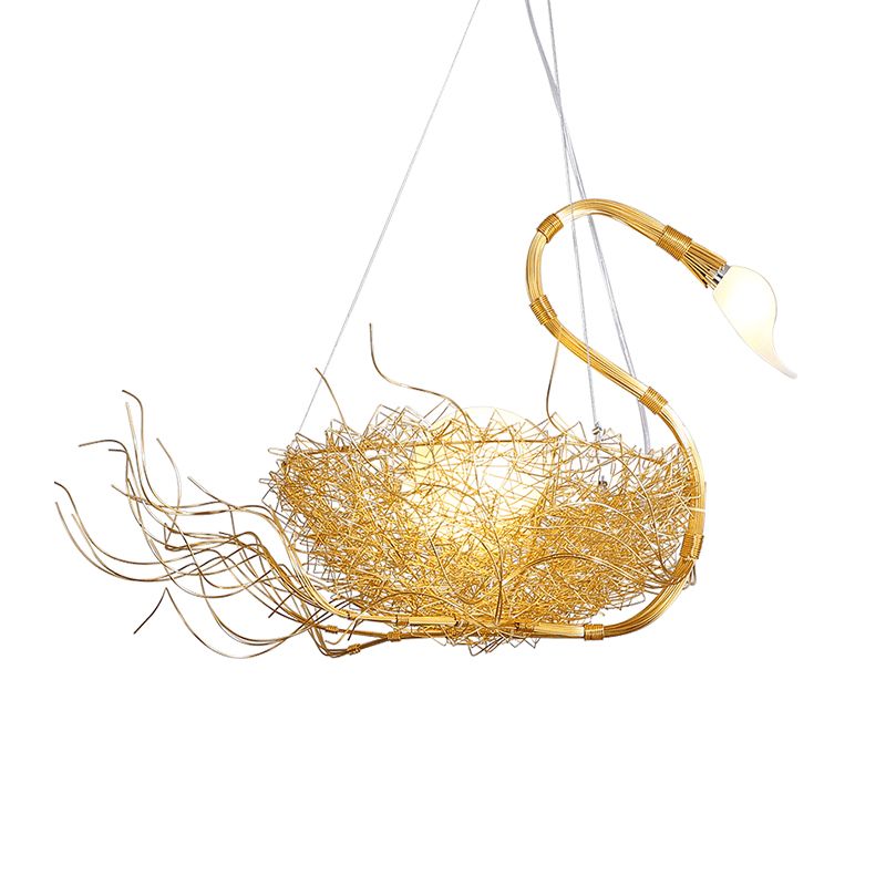 Metall dünner Zweig Hang hängend leichter Balkon Schlafzimmer 3 Lichter kreativer Kronleuchter mit Nest & Ei in Gold