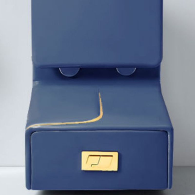 Traditional Ceramic Flush Toilet Floor Mounted Toilet Bowl for Washroom