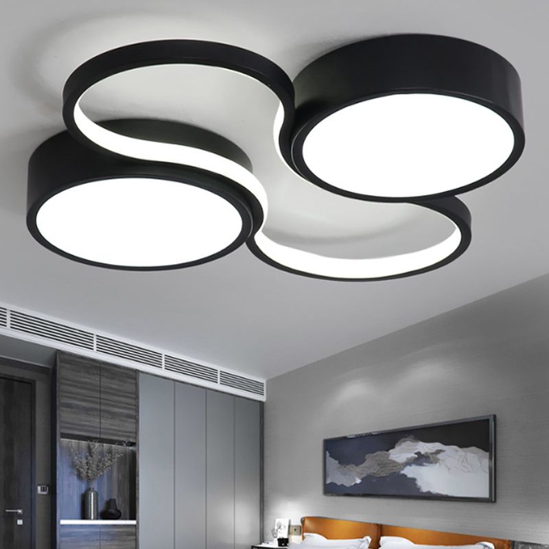 Black/White Circular Flush Mount Lamp Contemporary LED 19.5"/23.5" W Ceiling Flush with Acrylic Shade for Bedroom in Warm/White