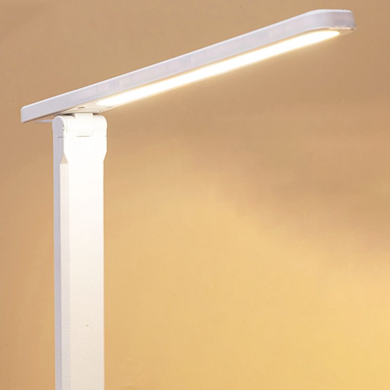 Moderne lineare Tischlampe Metall 1 helle Nachttischlampe in Weiß