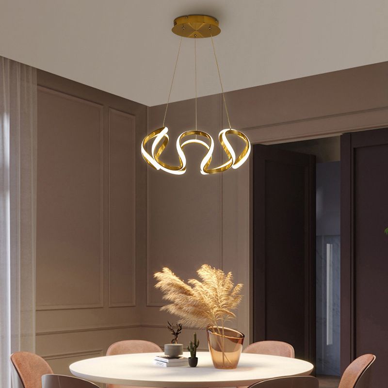 Verdrehung der Streifenform Hängnisbeleuchtung Moderne LED -Metallhängelampe