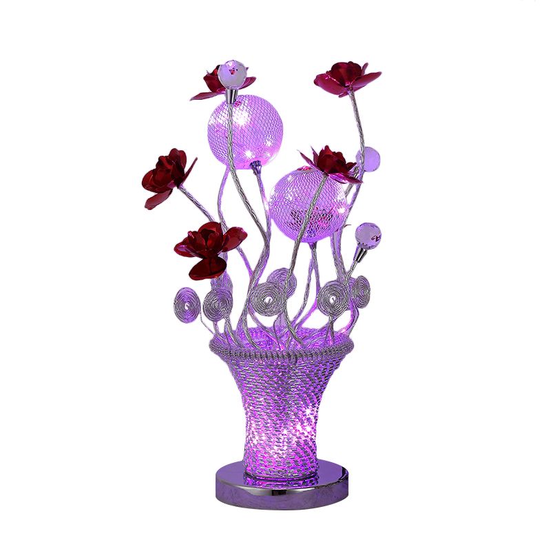 Basket-like aluminium Desk Art Art Decor LED Vine Vine Vine Night Table Lampe avec fleur et décoration orbe en or / argent